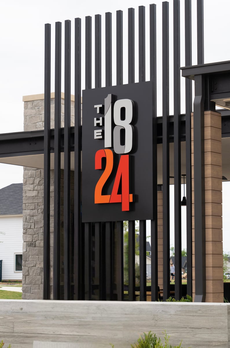 The 1824 Sign Houston